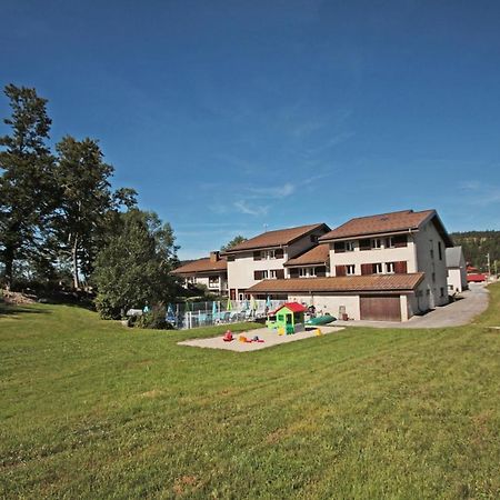 Village De Vacances Les Chevreuils Bellefontaine  Bagian luar foto